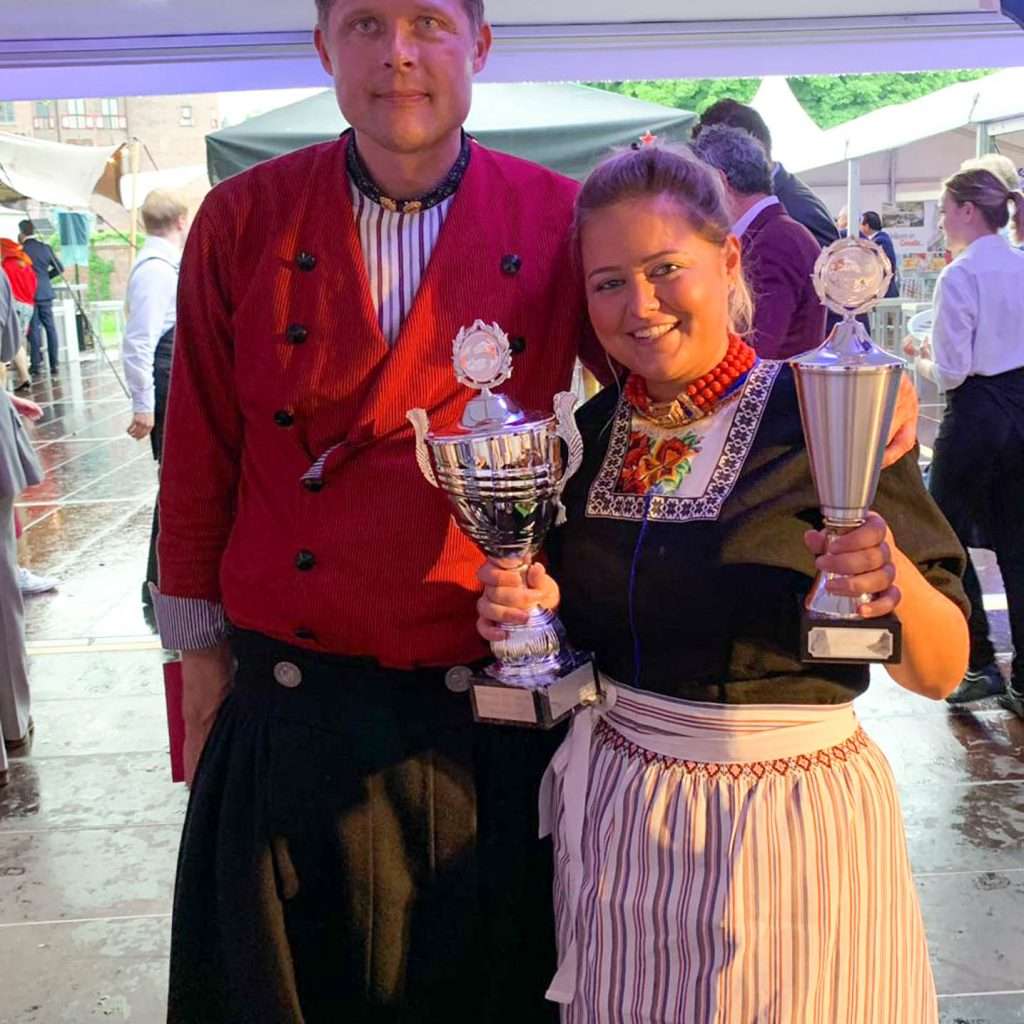 Peter Tol met beker eerst prijs